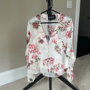 NEW - NICHOLAS Floral Ruffle Top - Size Small